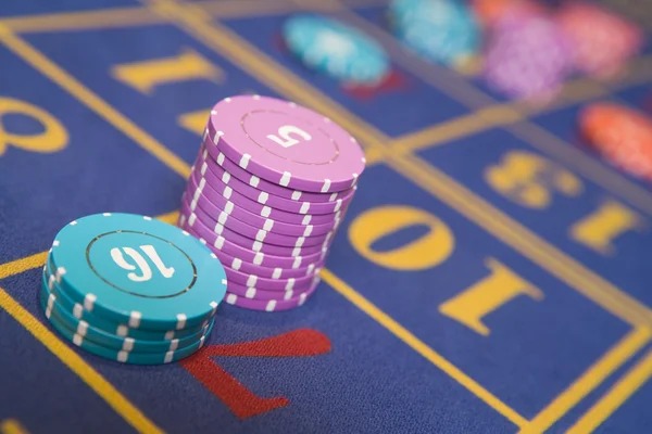 slot bonus mobile app interface showing sportsbook and live casino options
